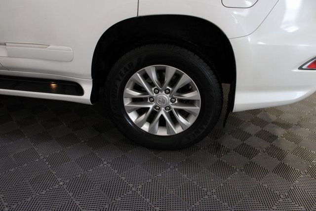 Used 2014 Lexus GX 460 image 10