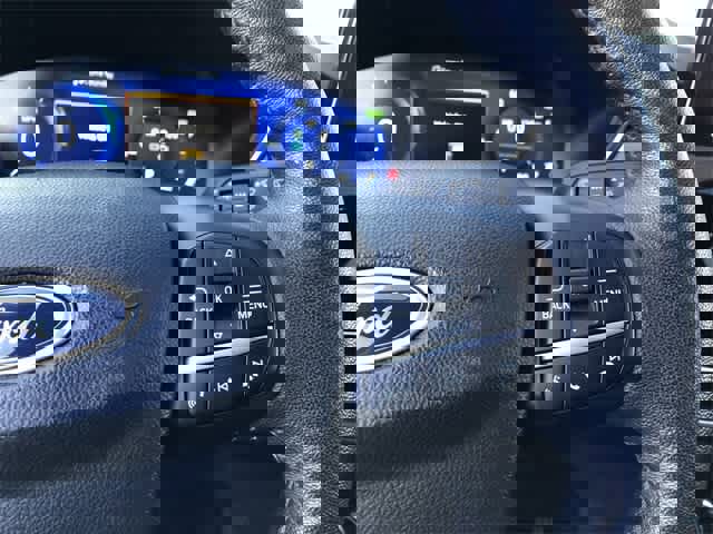 Used 2020 Ford Escape Titanium image 21