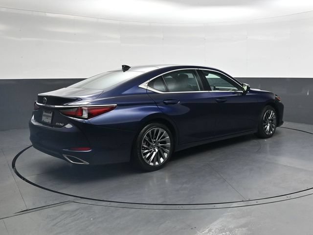 Used 2025 Lexus ES 350 Ultra Luxury FWD image 4