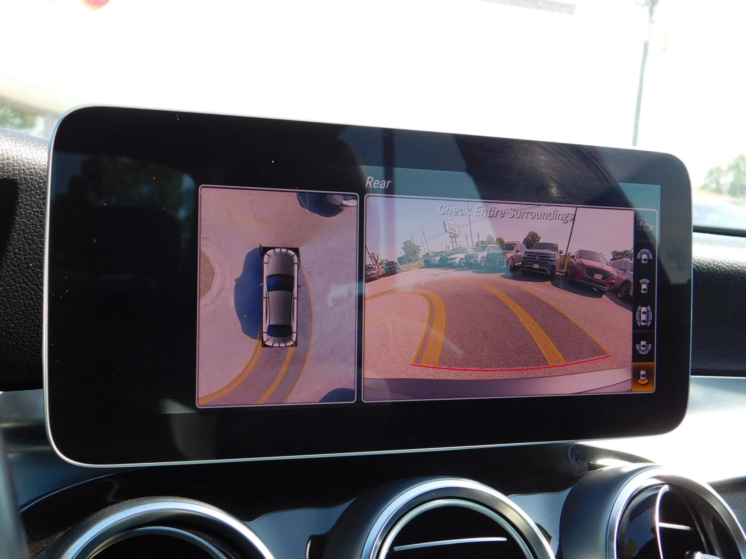 Used 2019 Mercedes-Benz C 300 4MATIC Sedan w/ Multimedia Package image 21