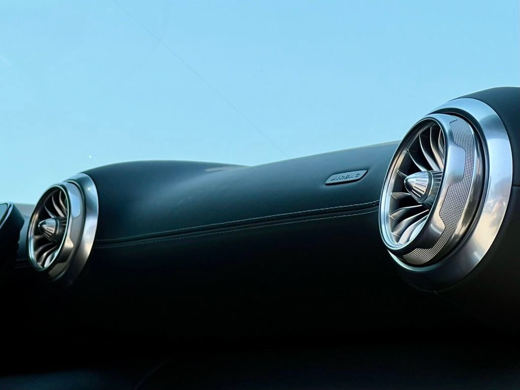 Certified 2022 Mercedes-Benz SL 63 AMG 4MATIC image 16