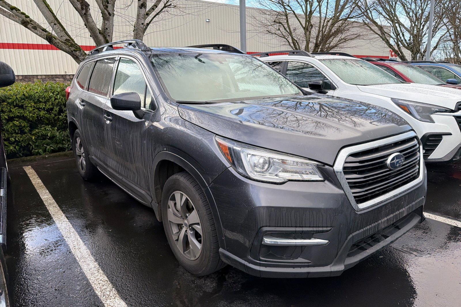 Used 2022 Subaru Ascent Premium w/ Convenience Package image 2