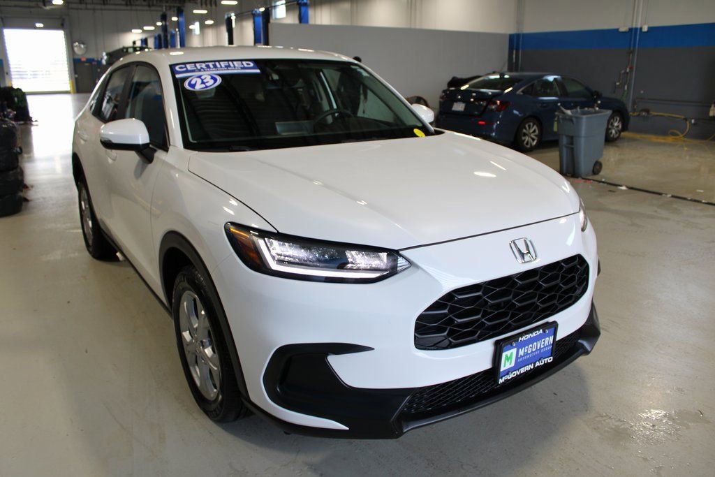 Used 2023 Honda HR-V LX image 4