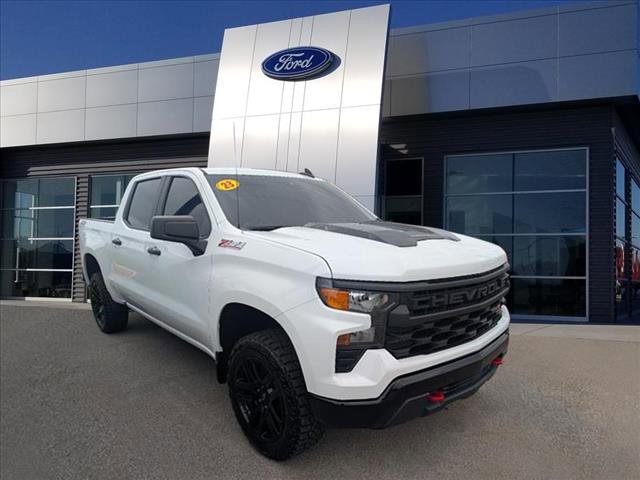 Used 2023 Chevrolet Silverado 1500 Custom Trail Boss image 1