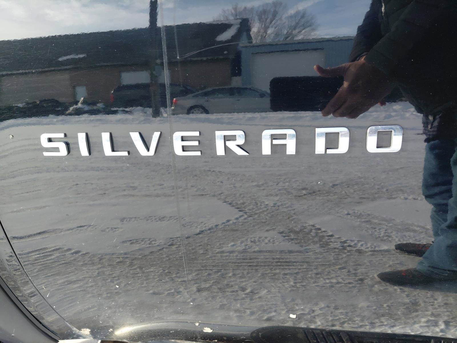 Used 2011 Chevrolet Silverado 1500 LT w/ All-Star Edition image 32