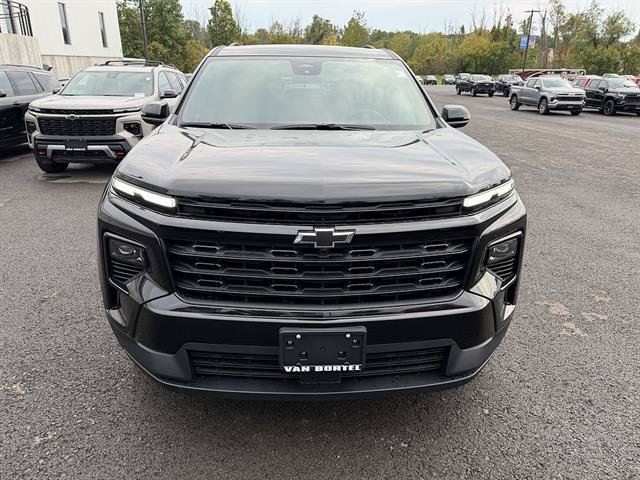 New 2027 Chevrolet Traverse LT w/ Midnight/Sport Edition AWD/4WD image 9