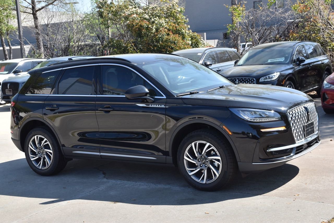 New 2026 Lincoln Corsair Premiere image 4
