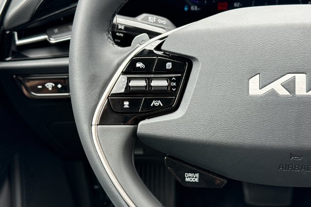 New 2026 Kia Niro Wind FWD image 30