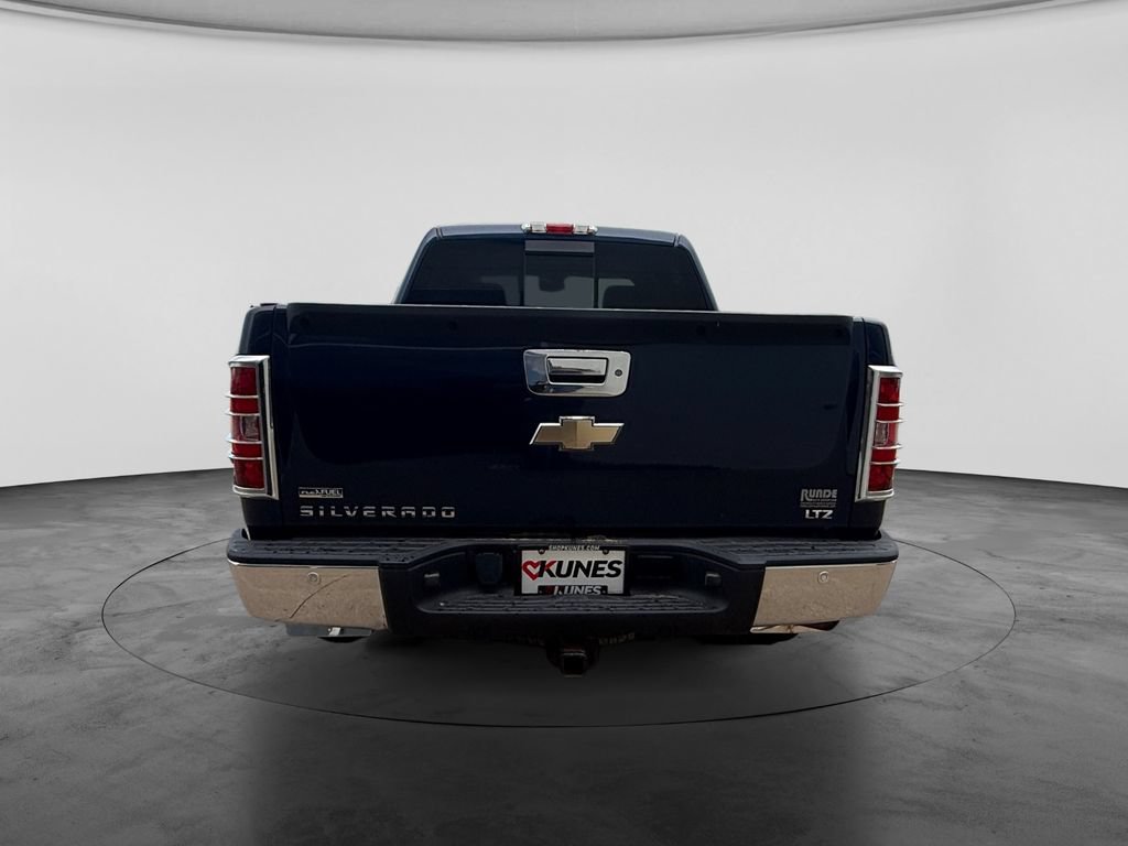 Used 2009 Chevrolet Silverado 1500 LTZ w/ Safety Package AWD/4WD image 7