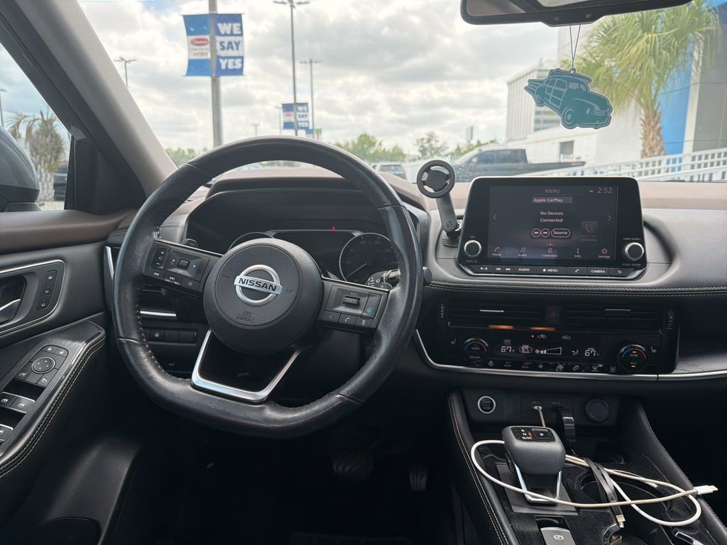 Used 2021 Nissan Rogue SL image 14