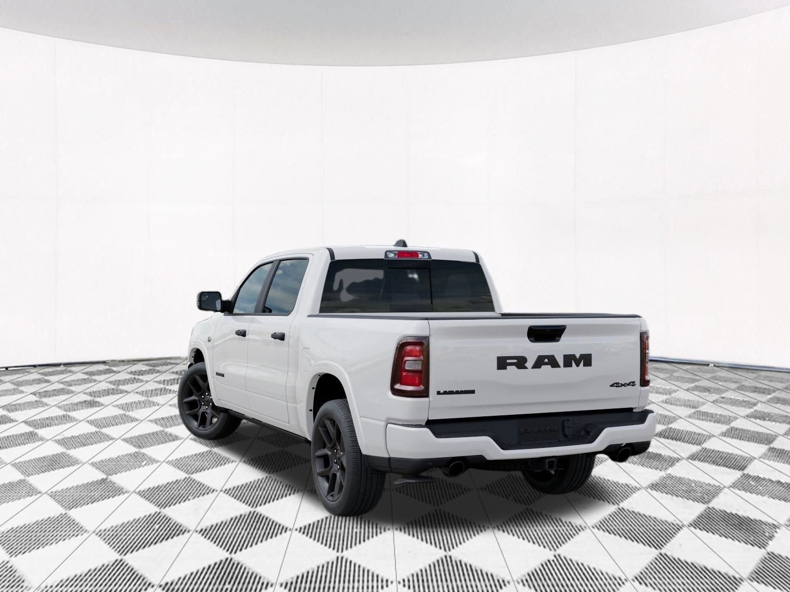 New 2027 RAM 1500 Laramie AWD/4WD image 4
