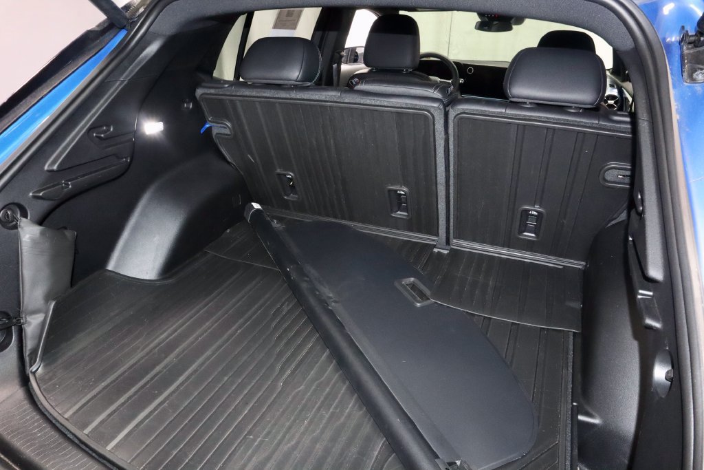 Used 2025 Chevrolet Equinox EV LT FWD image 12