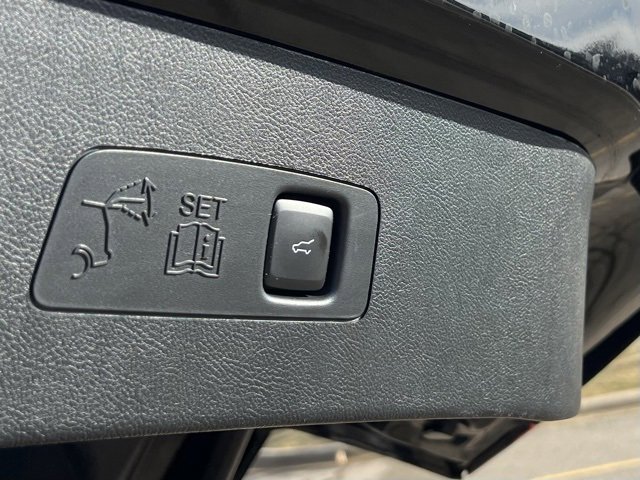 Used 2020 Lincoln Corsair FWD w/ Premium Package image 14