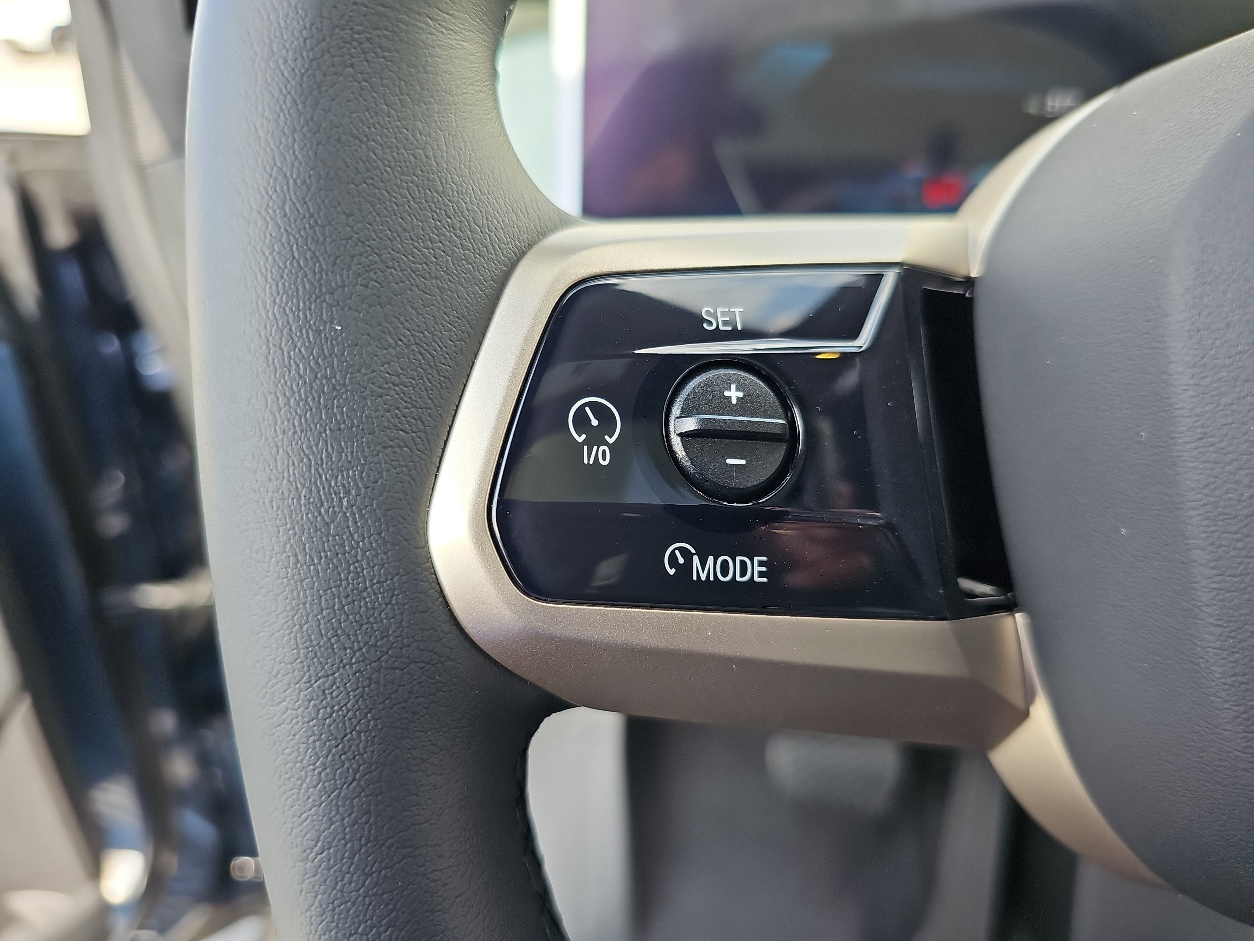 New 2026 BMW iX xDrive60 w/ Premium Package image 17