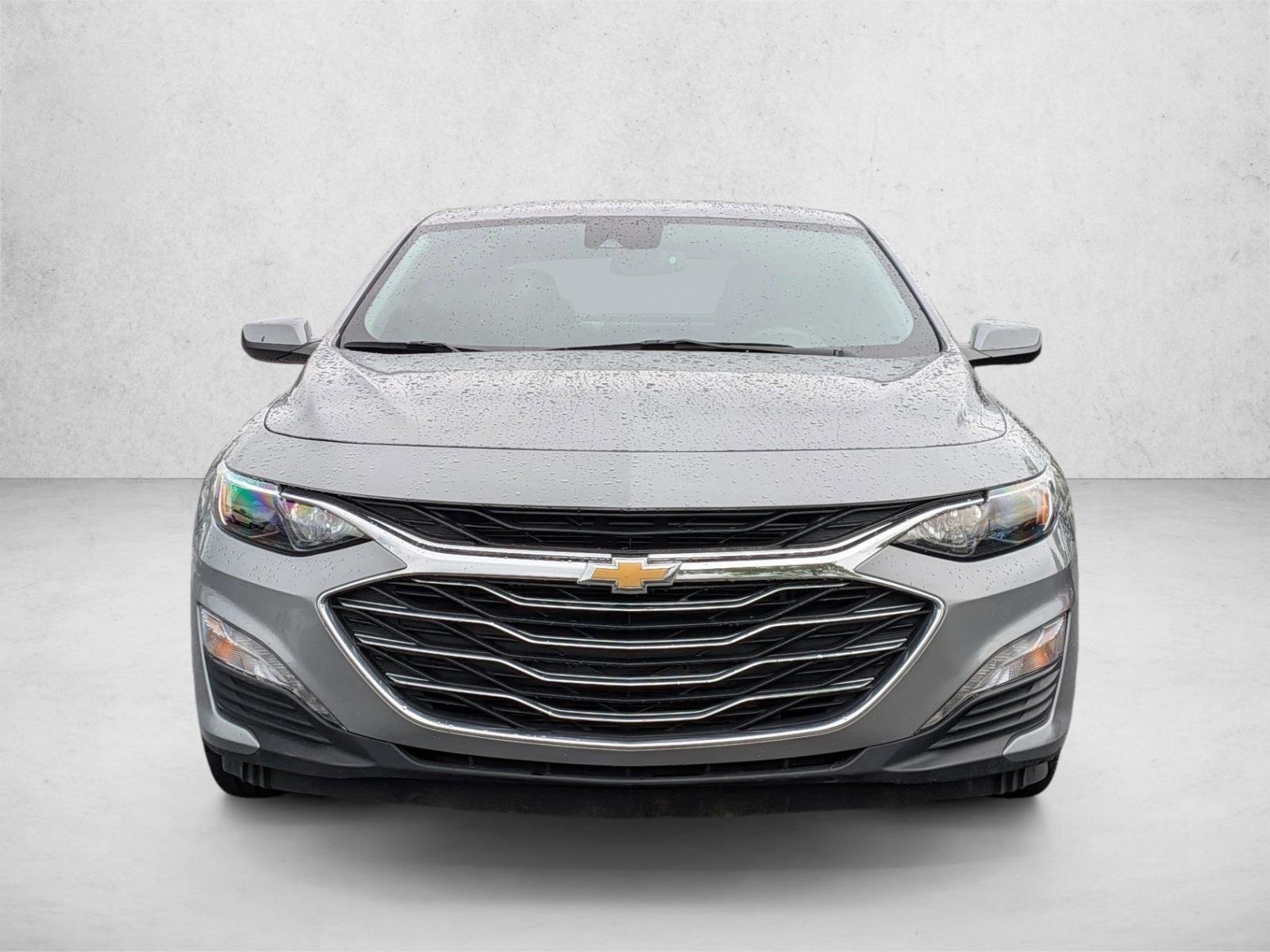 Used 2024 Chevrolet Malibu LT FWD image 2