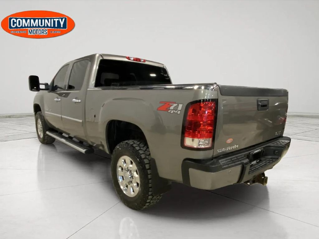 Used 2013 GMC Sierra 3500 Denali w/ Snow Plow Prep Package image 5
