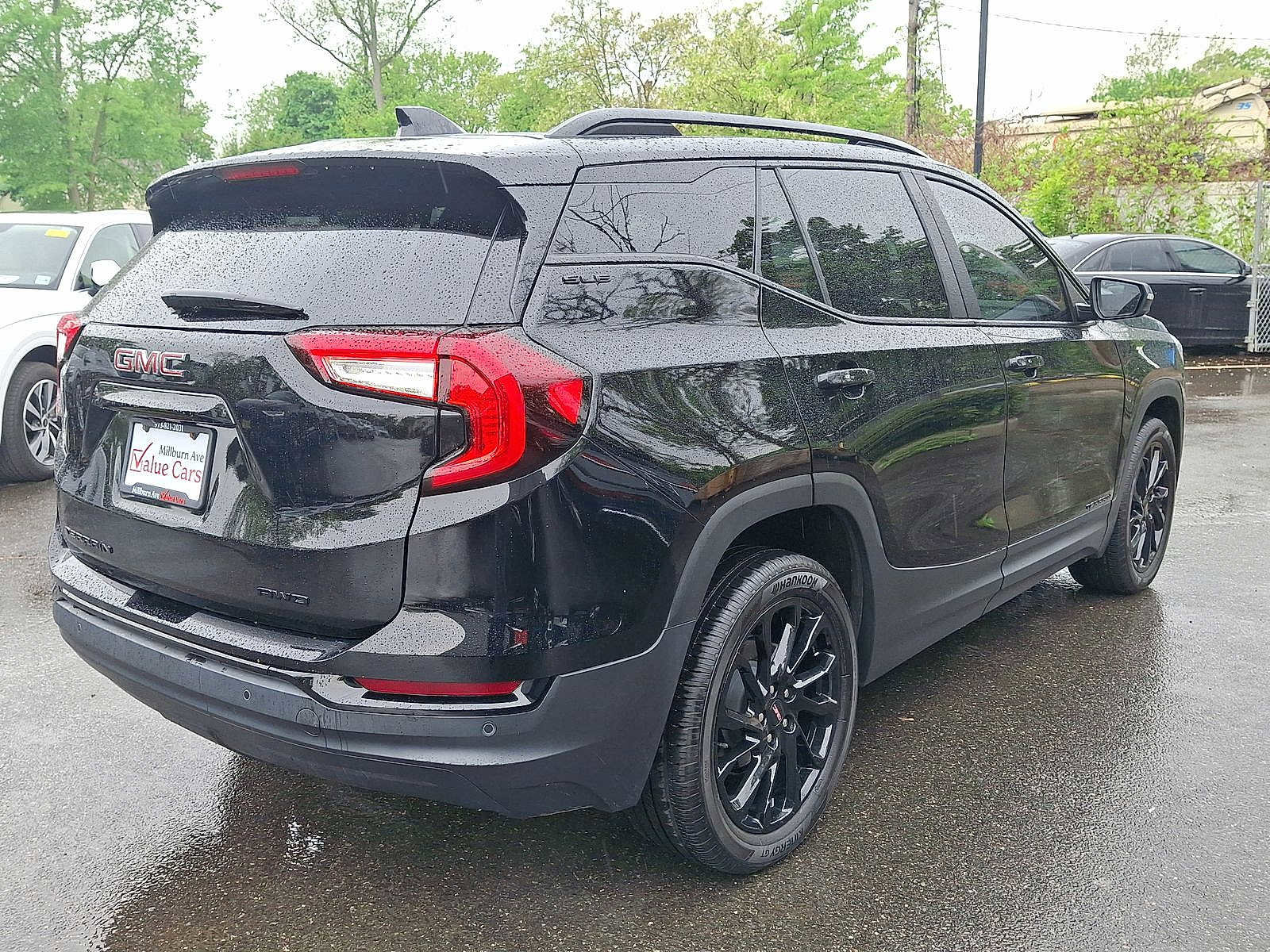 Used 2023 GMC Terrain SLE w/ Driver Convenience Package AWD/4WD image 25