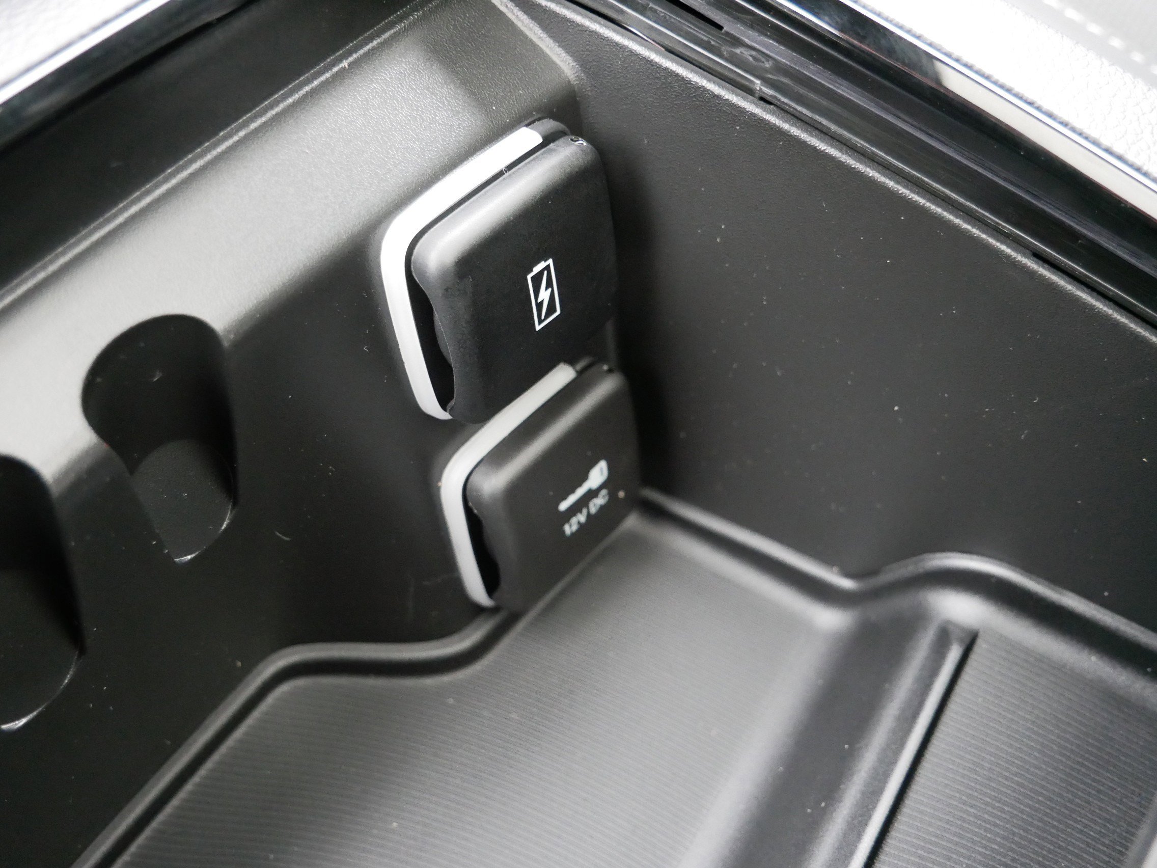 New 2026 Chrysler Pacifica Limited w/ S Appearance Package image 17