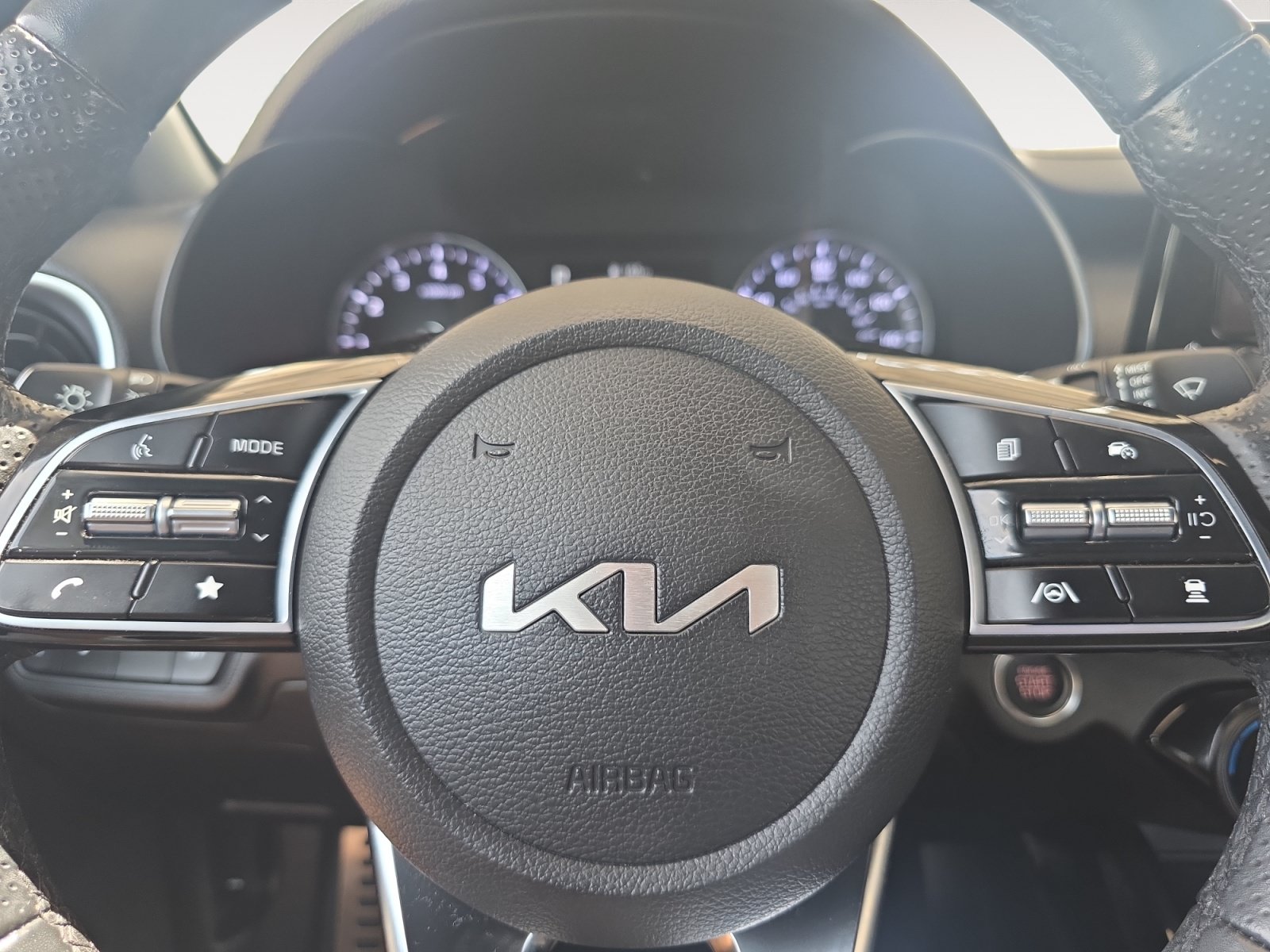 Certified 2023 Kia Forte GT-Line w/ GT-Line Premium Package FWD image 11