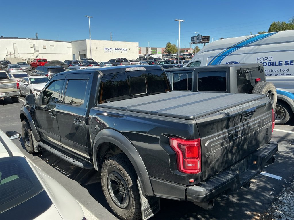Used 2018 Ford F150 Raptor w/ Equipment Group 802A Luxury AWD/4WD image 4
