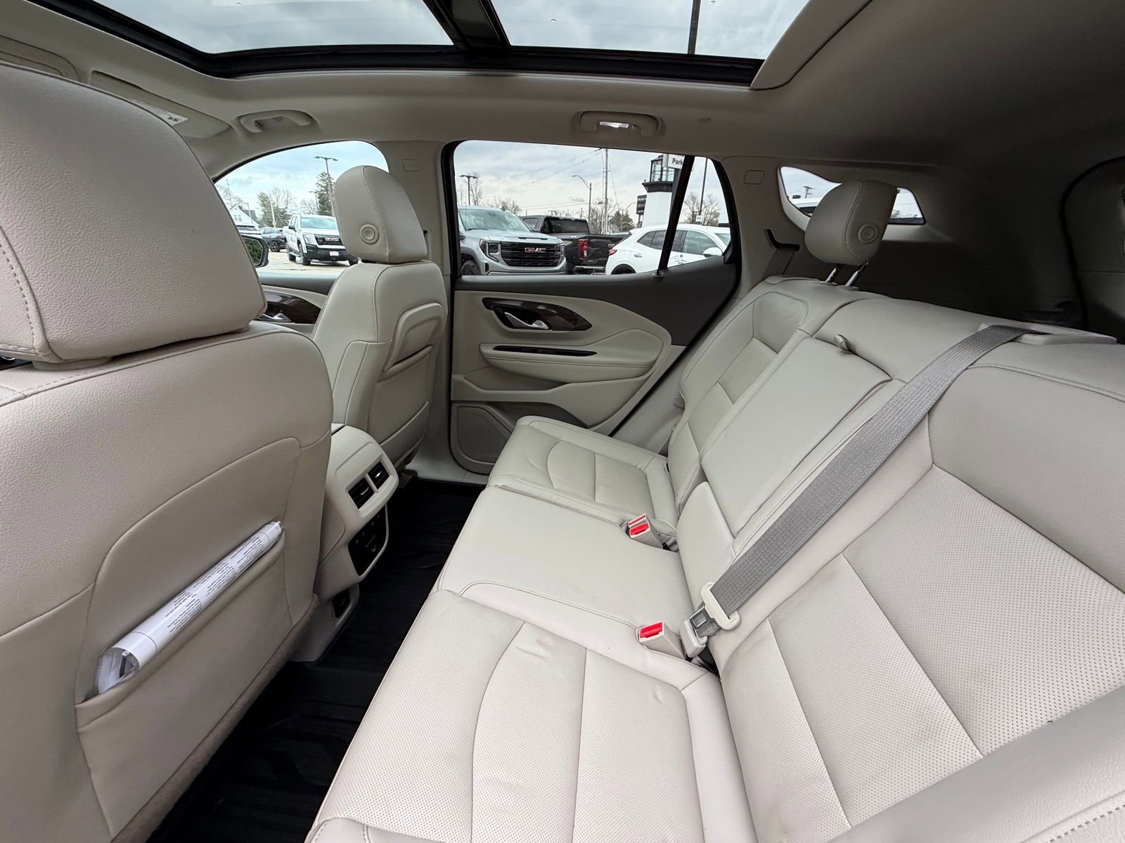 Used 2020 GMC Terrain Denali w/ Denali Premium Package image 5