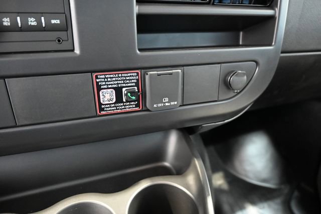 New 2026 GMC Savana 3500 w/ Driver Convenience Package RWD image 18