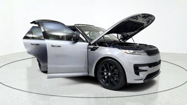 Used 2025 Land Rover Range Rover Sport Dynamic SE AWD/4WD image 11