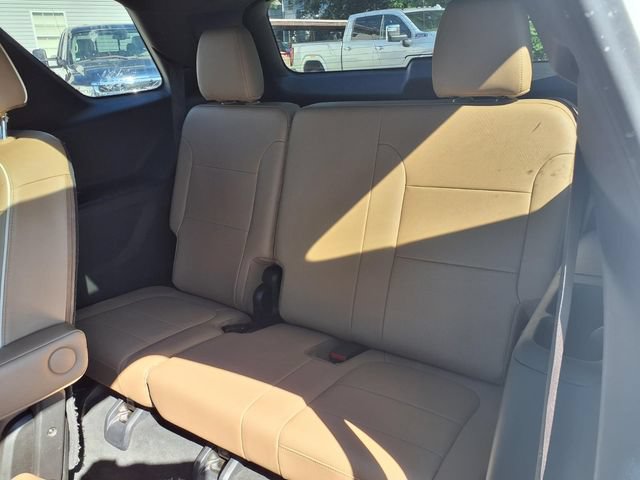 Certified 2023 Chevrolet Traverse Premier FWD image 24