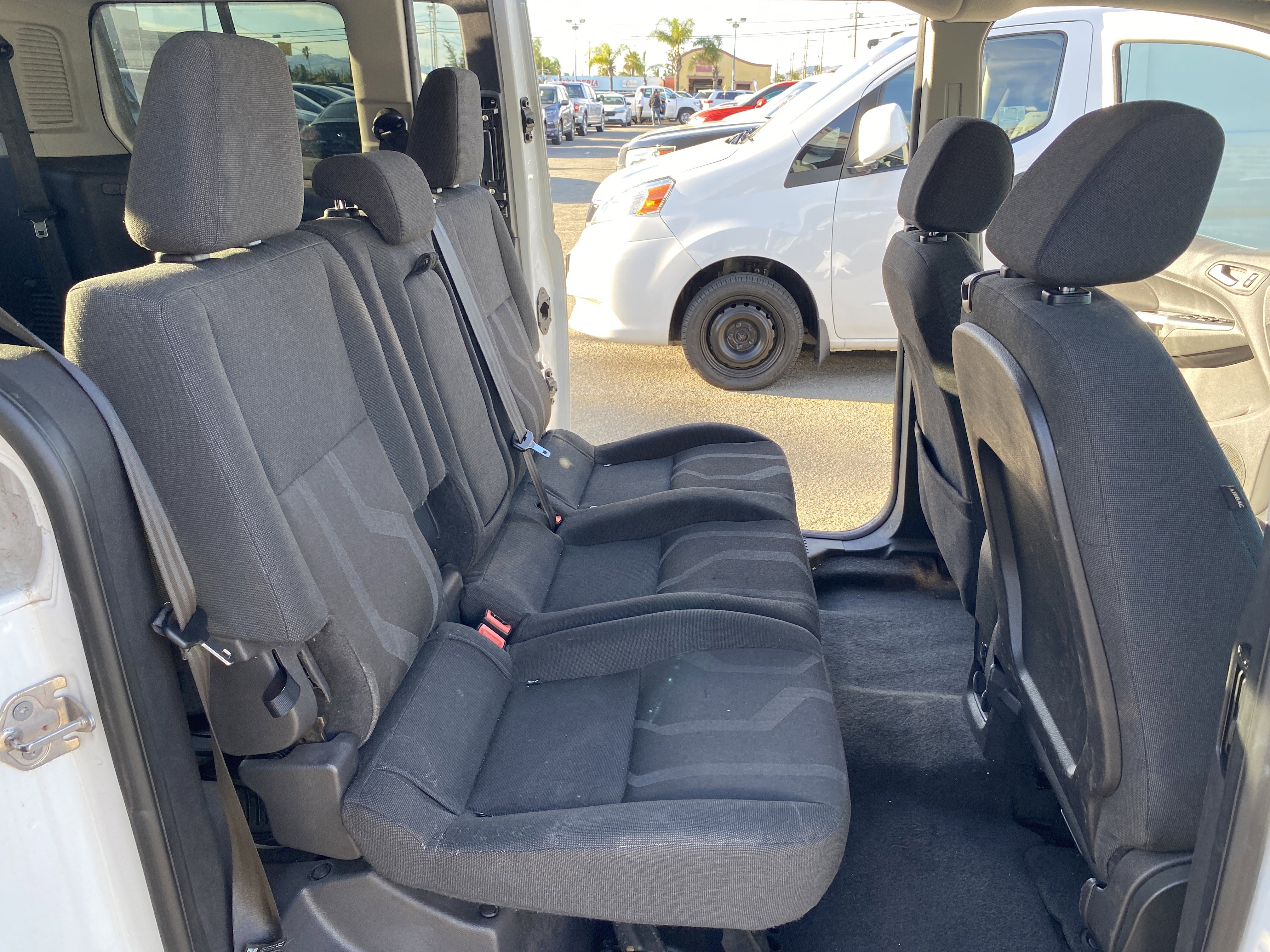 Used 2015 Ford Transit Connect XLT image 21