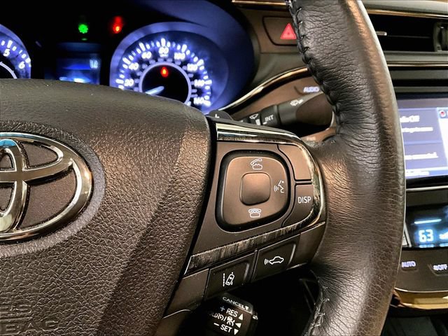 Used 2017 Toyota Avalon XLE Premium w/ All Weather Liner Package FWD image 18