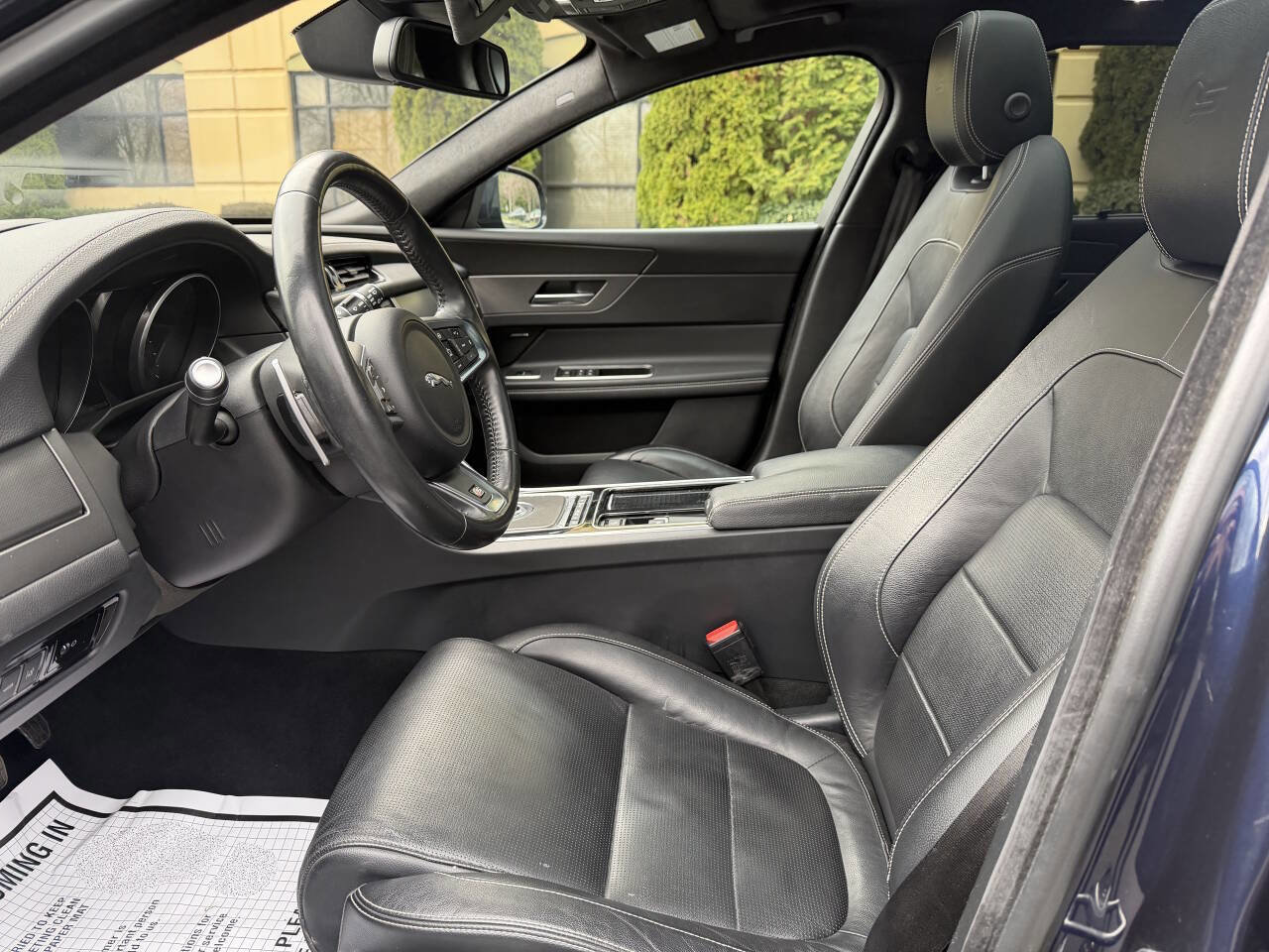 Used 2018 Jaguar XF S image 14