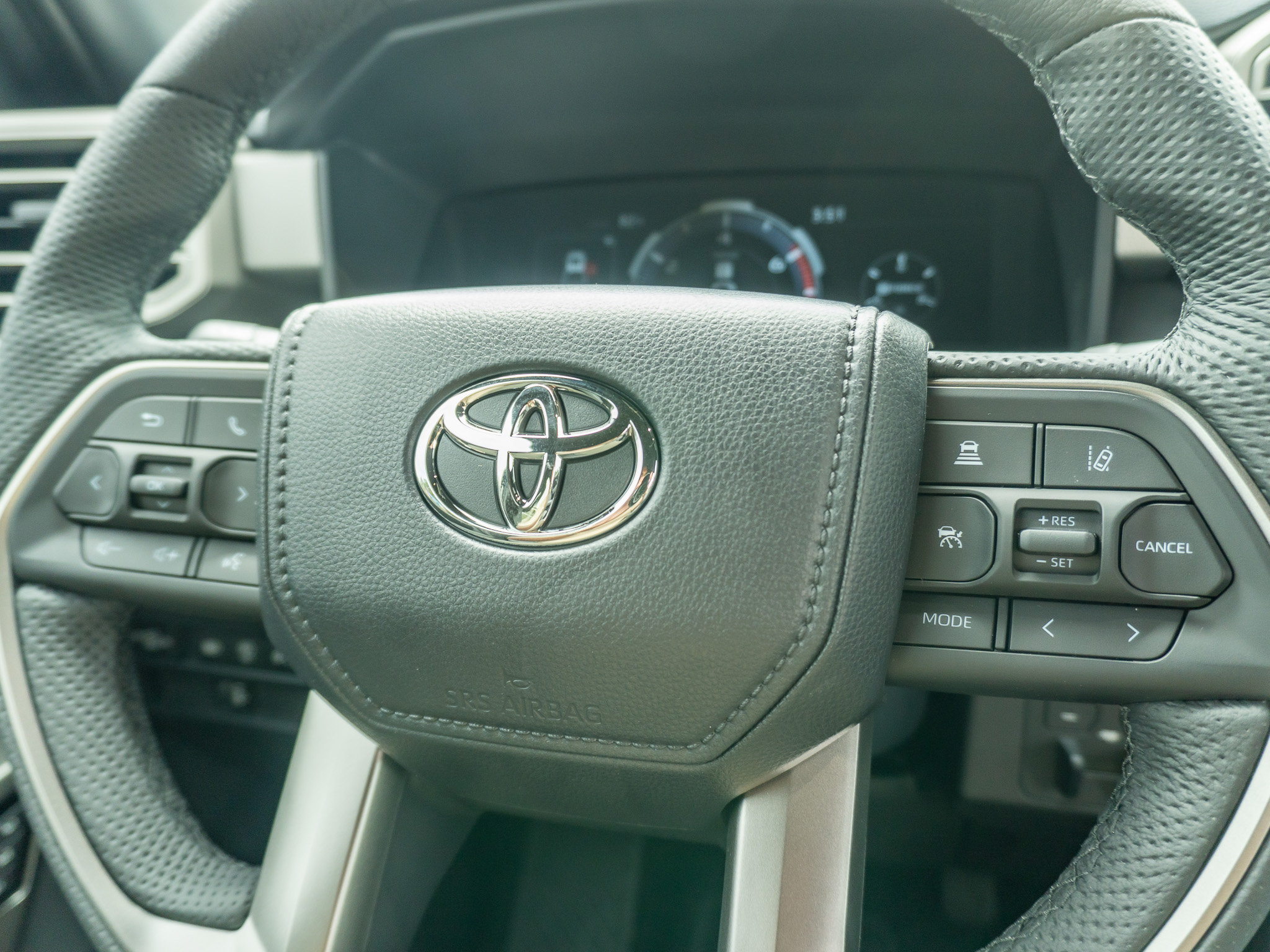 New 2026 Toyota Tundra Limited AWD/4WD image 30