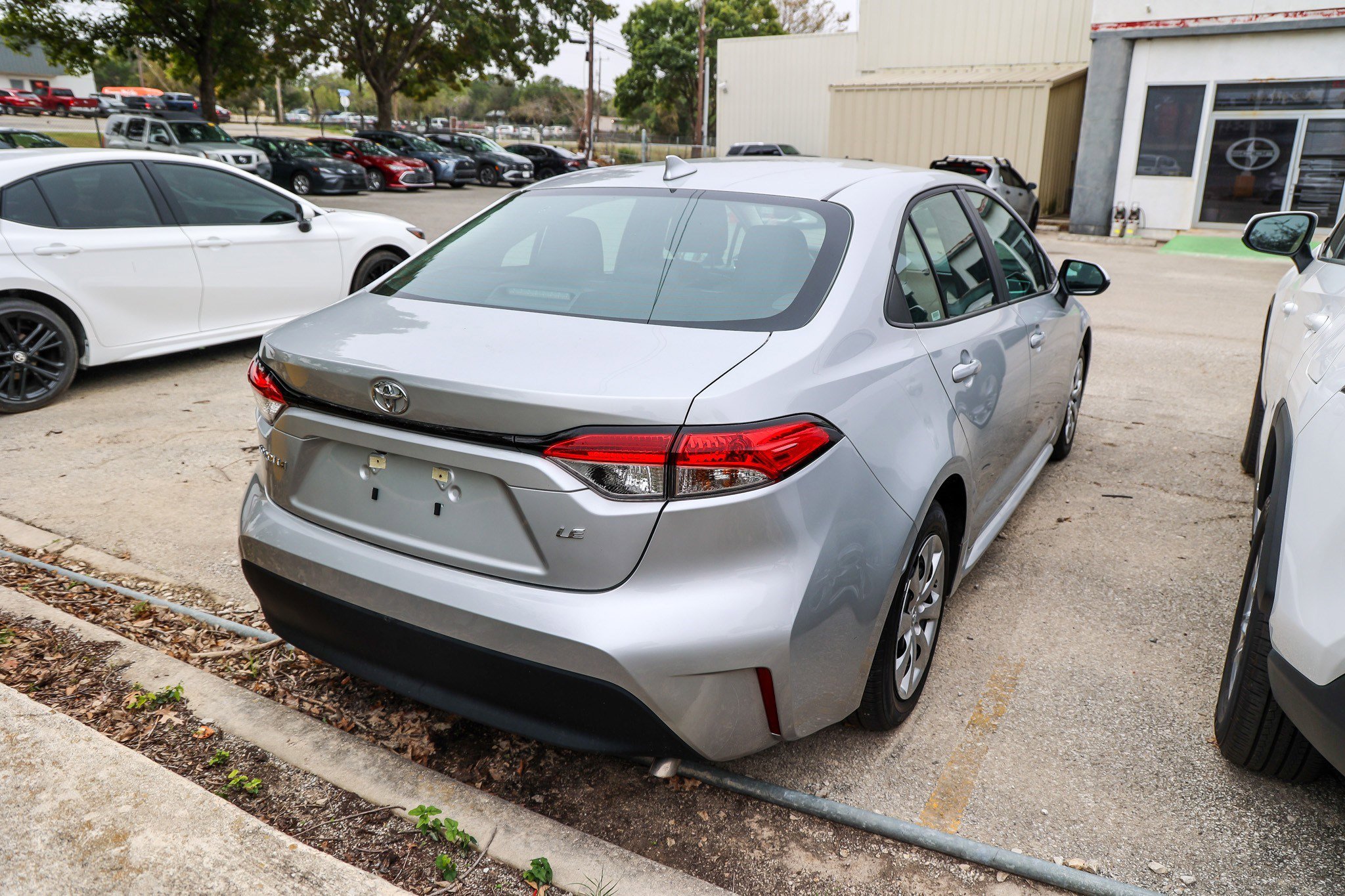Certified 2025 Toyota Corolla LE image 8