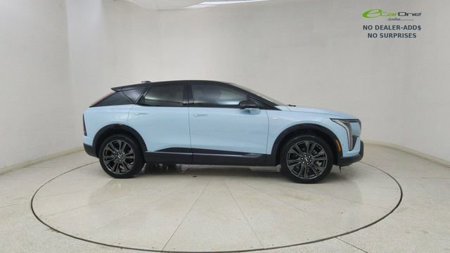 Used 2025 Cadillac Optiq Sport 2 image 67