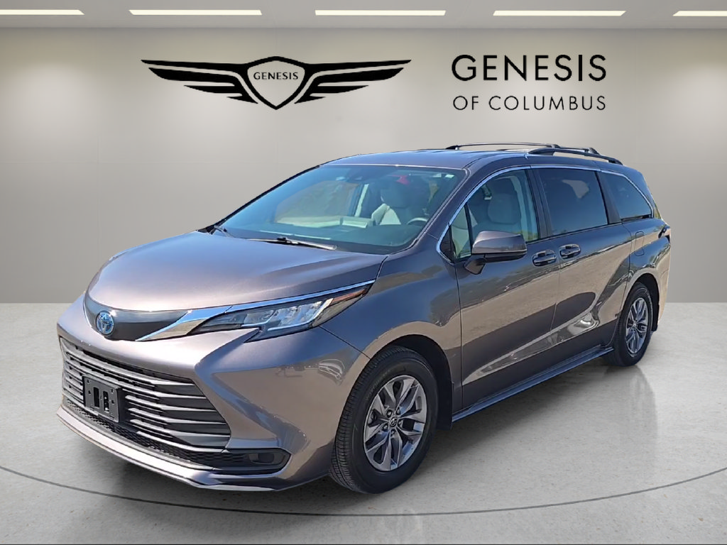 Used 2022 Toyota Sienna LE