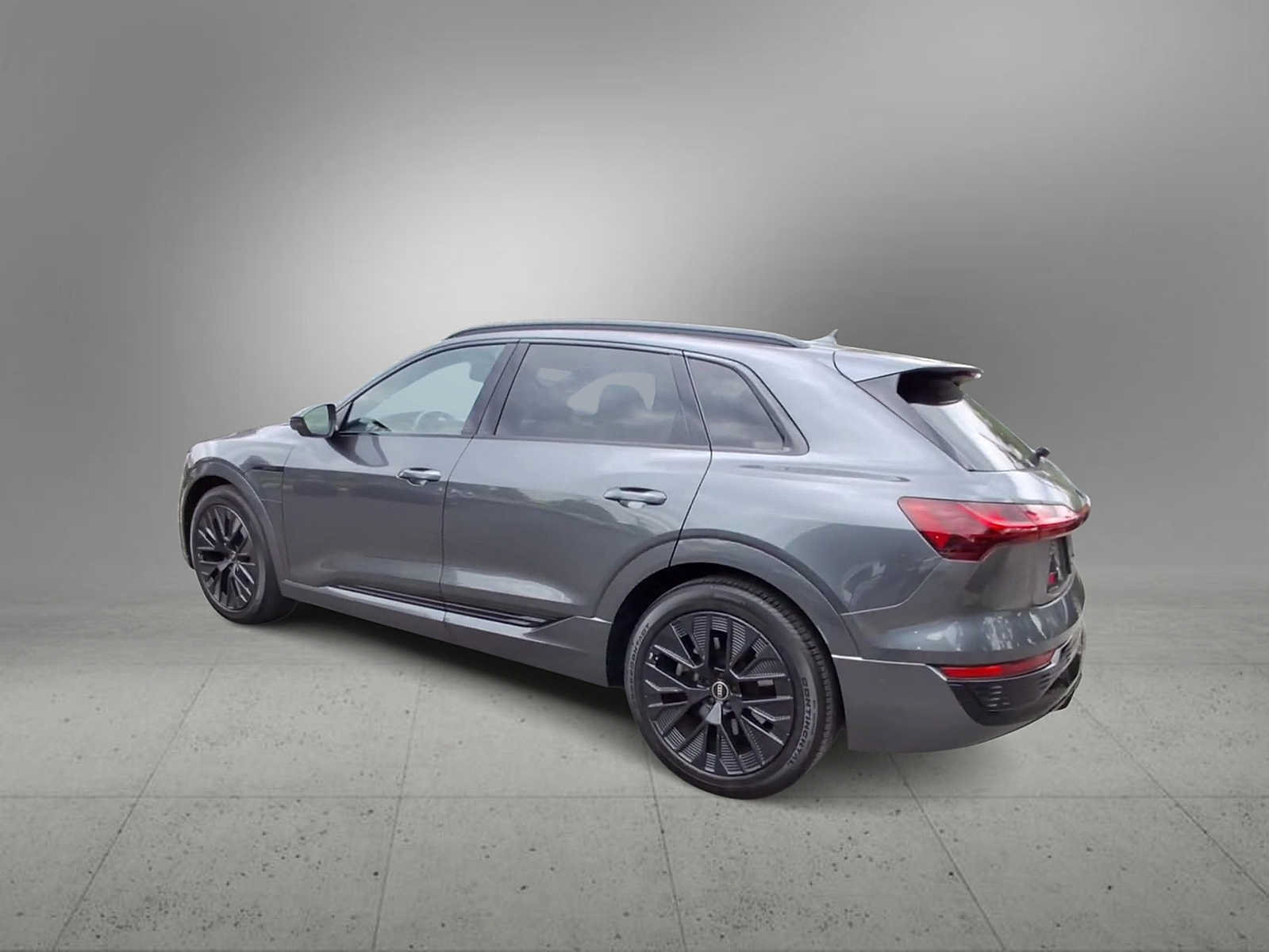 Used 2024 Audi Q8 e-tron Prestige AWD/4WD image 6