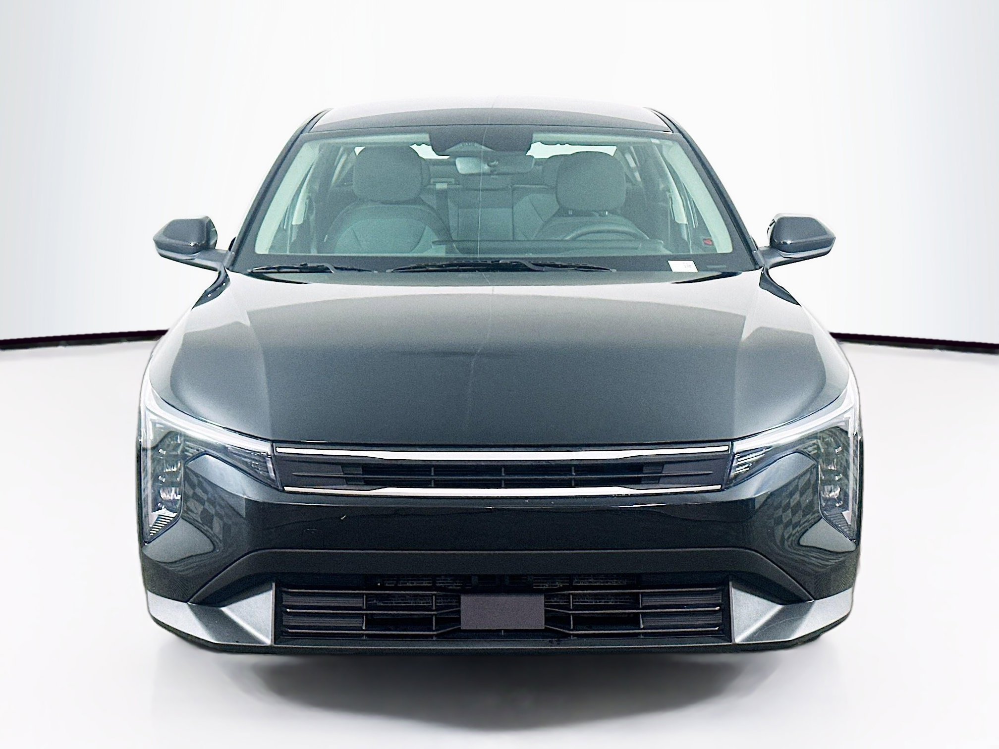 Used 2025 Kia K4 LXS image 2