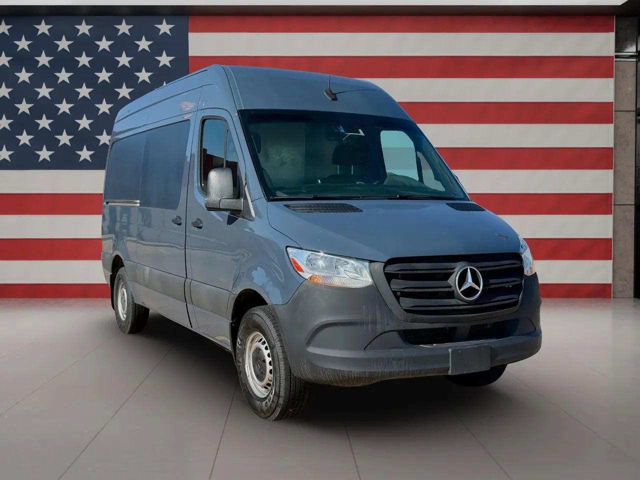 Used 2019 Mercedes-Benz Sprinter 144 image 3