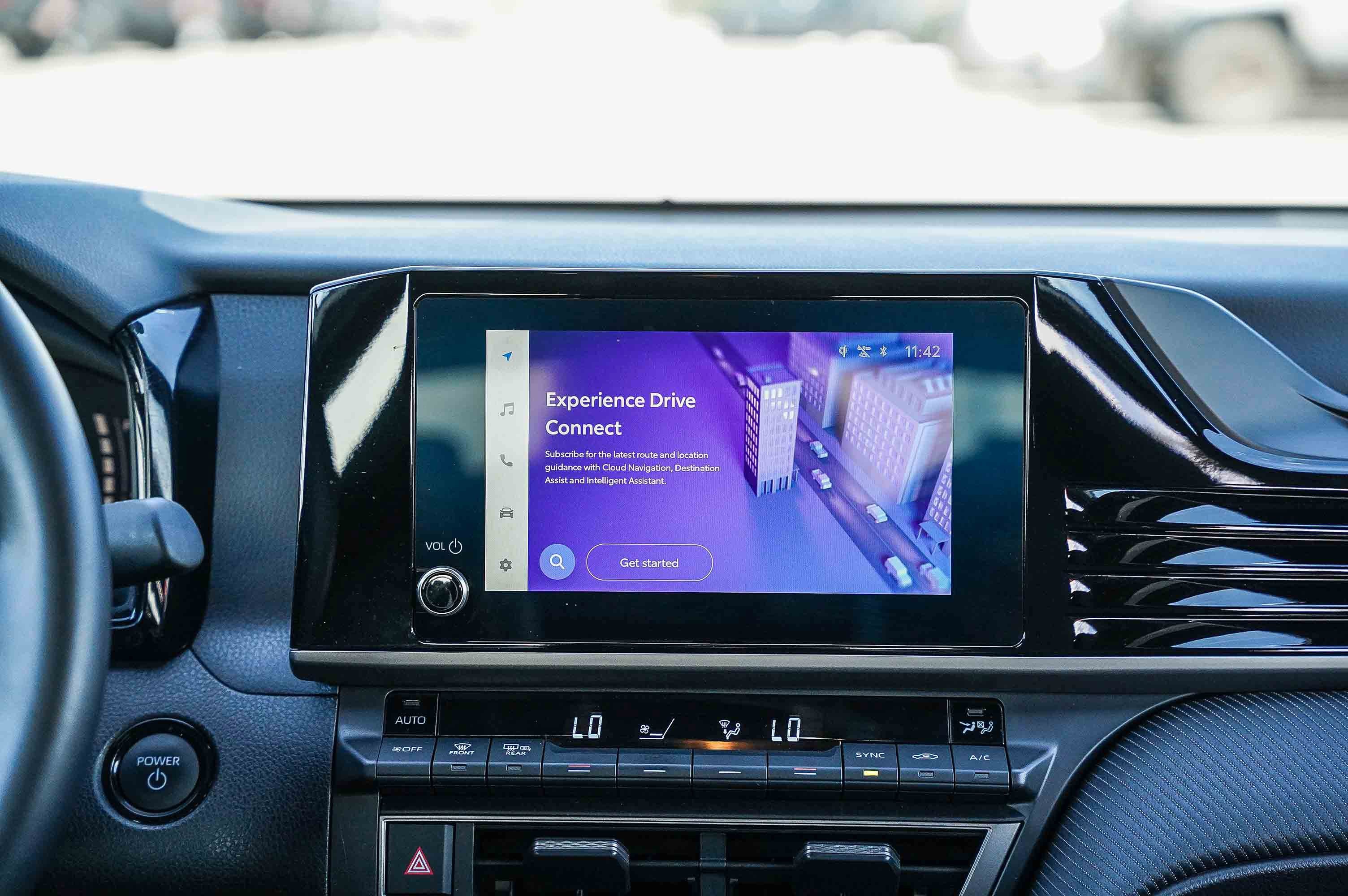 Certified 2025 Toyota Camry SE image 15