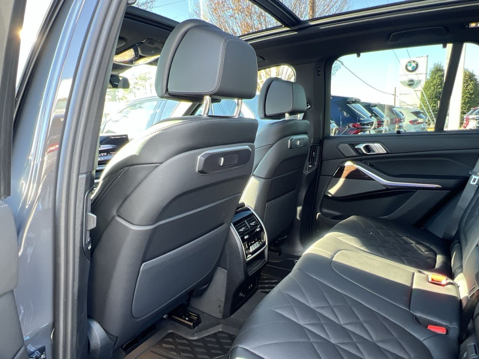 New 2026 BMW X5 xDrive40i AWD/4WD image 23