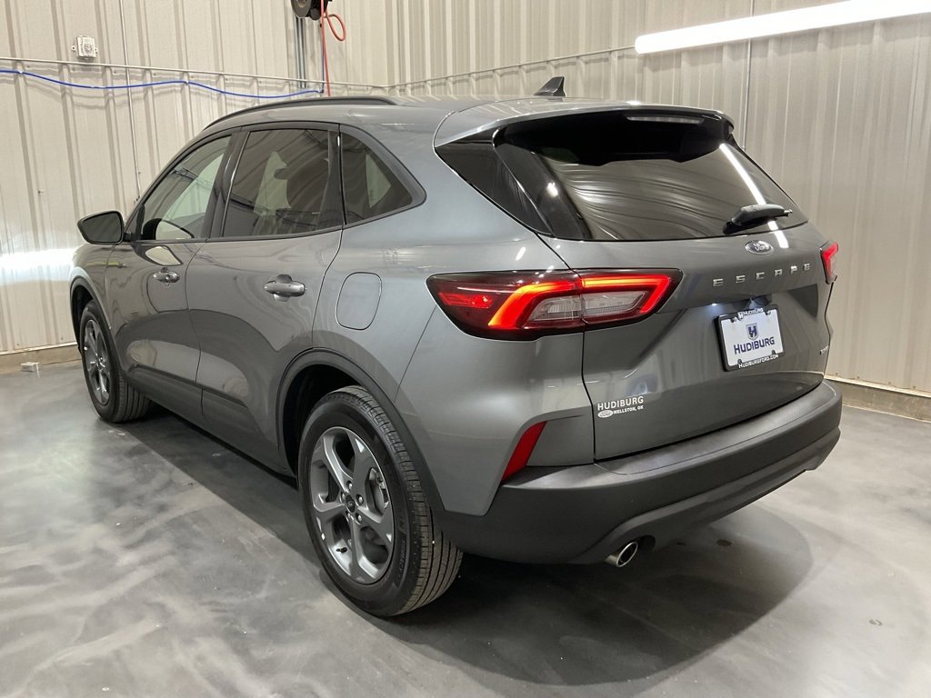 Used 2025 Ford Escape ST-Line image 20