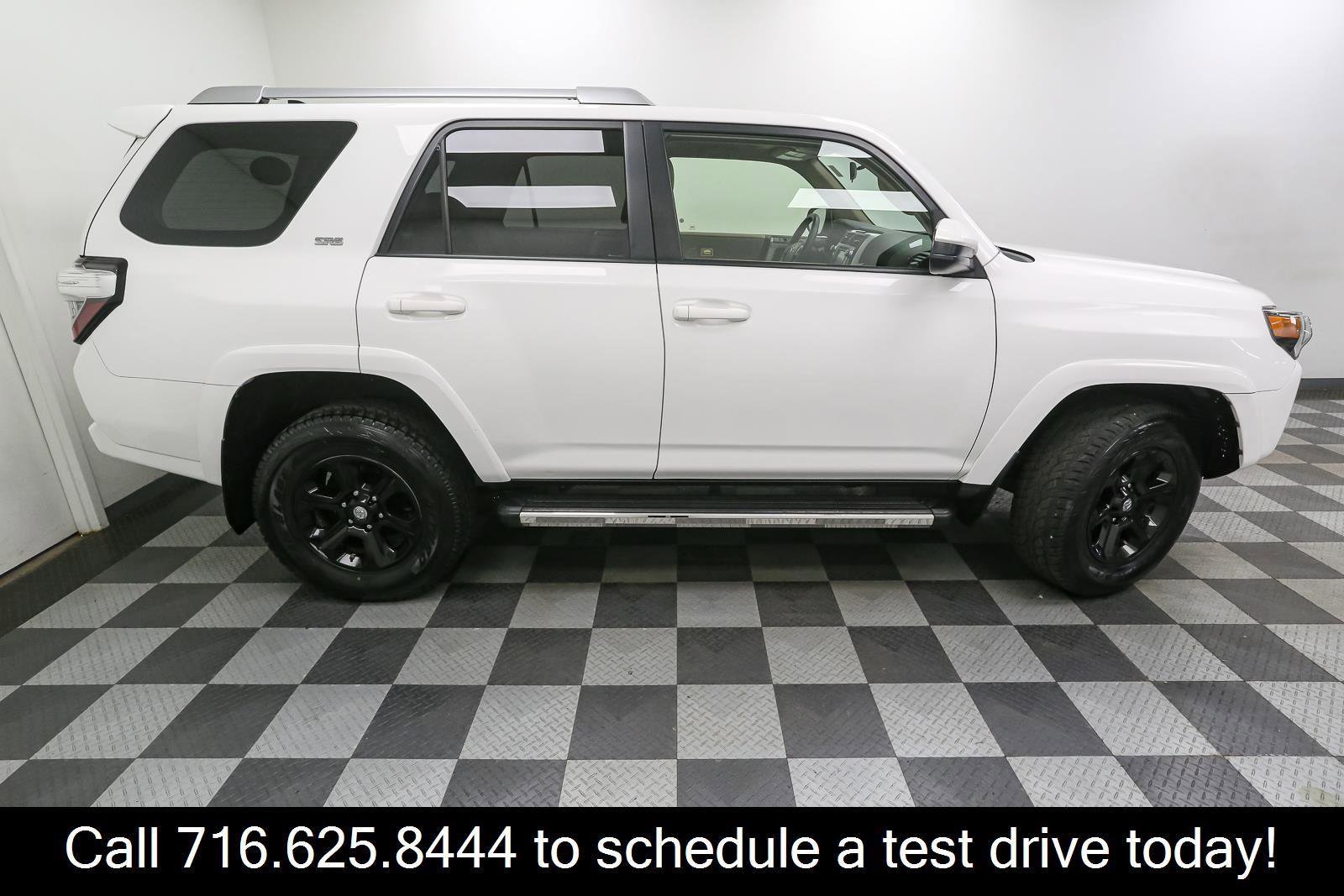 Used 2017 Toyota 4Runner SR5 AWD/4WD image 7