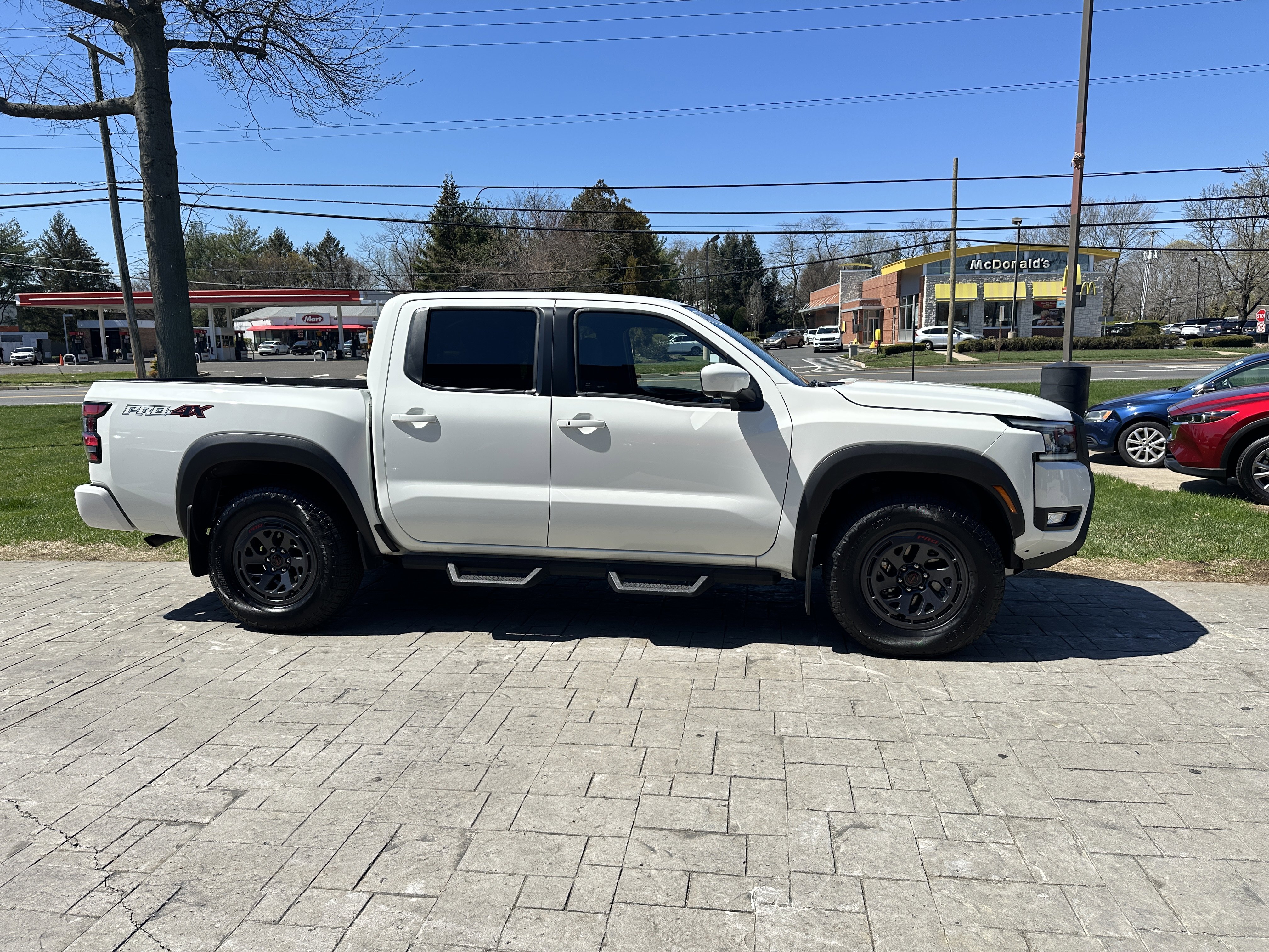 Used 2026 Nissan Frontier PRO-4X w/ Pro-4x Convenience Package image 7