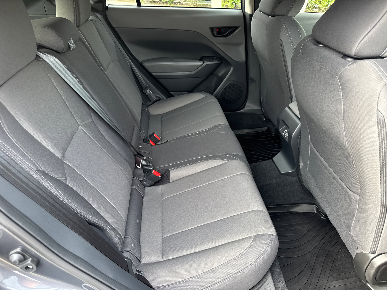 Used 2025 Subaru Crosstrek 2.0i Premium image 19