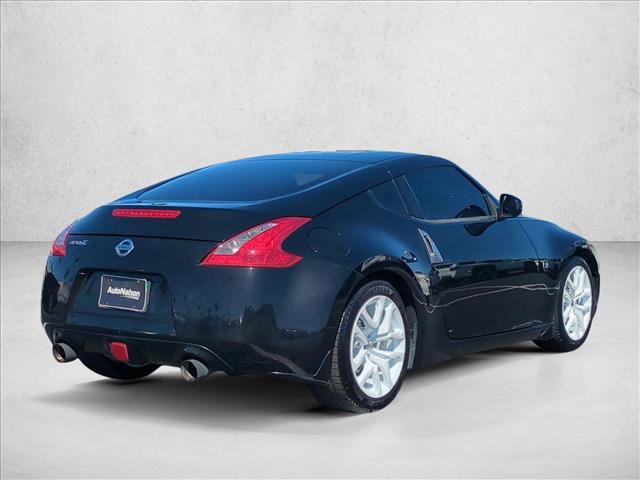 Used 2016 Nissan 370Z Coupe RWD image 5
