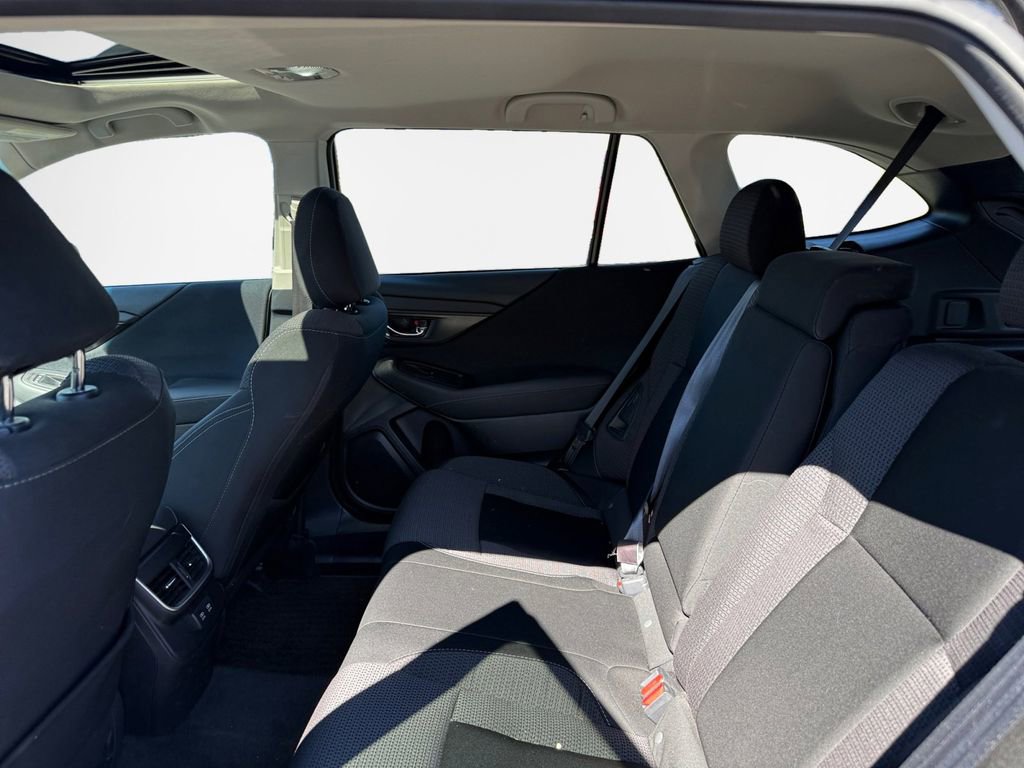 Used 2022 Subaru Outback Premium image 24