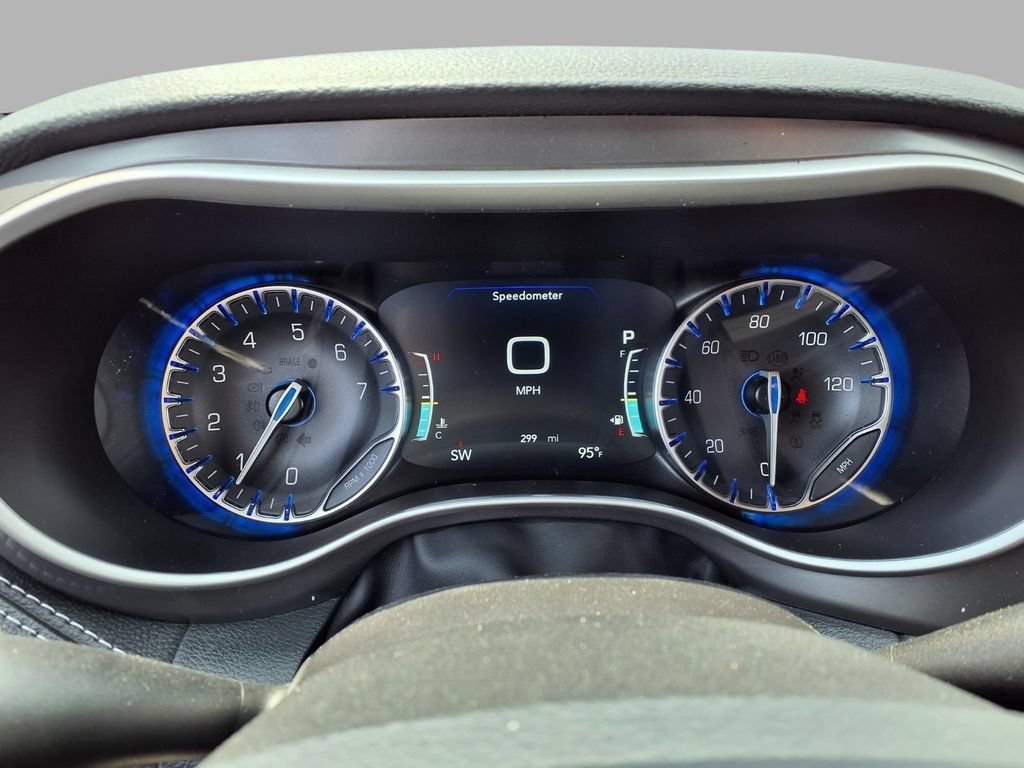 New 2026 Chrysler Pacifica Select w/ S Appearance Package FWD image 17