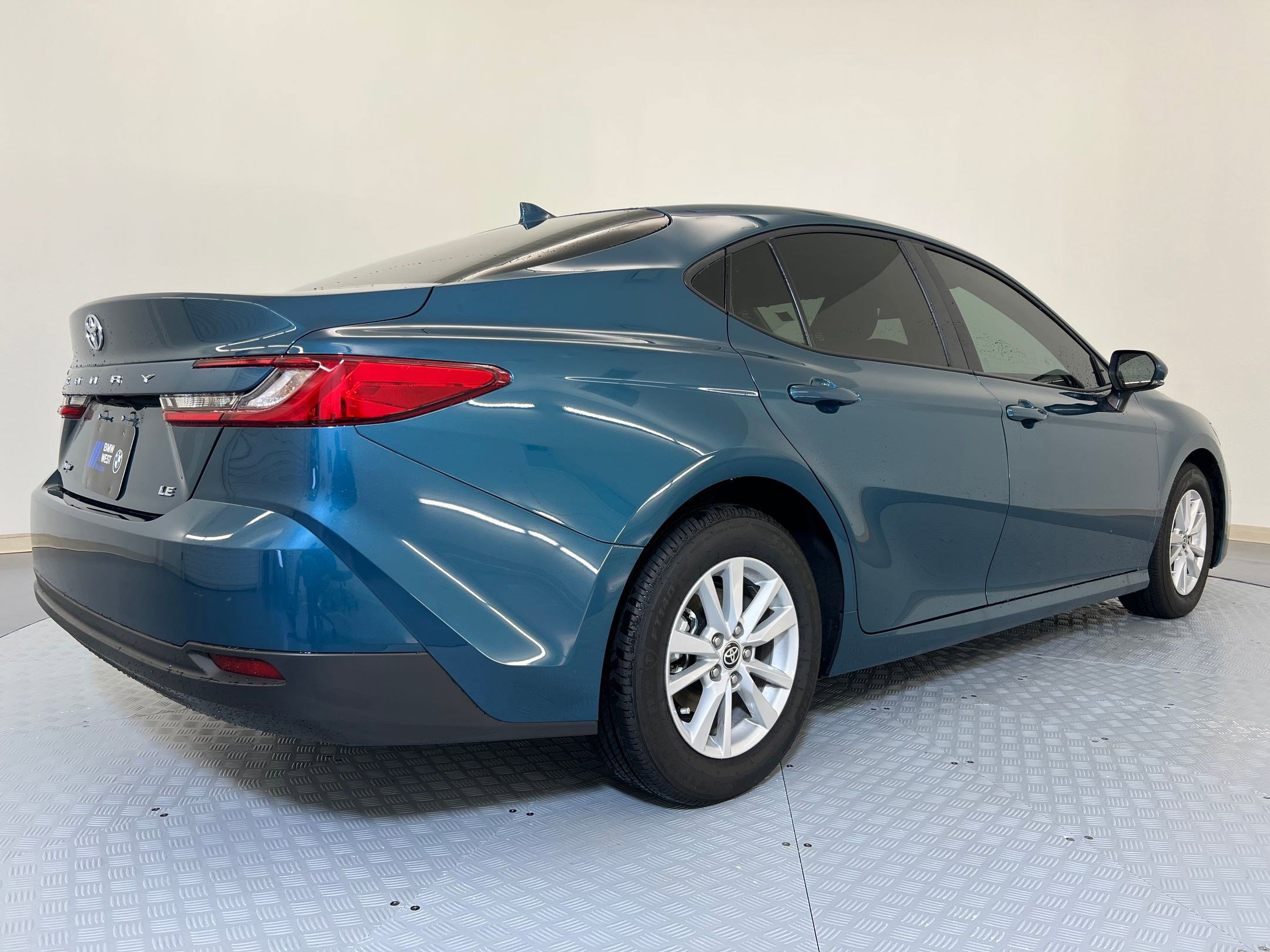 Used 2026 Toyota Camry LE w/ Convenience Package image 9