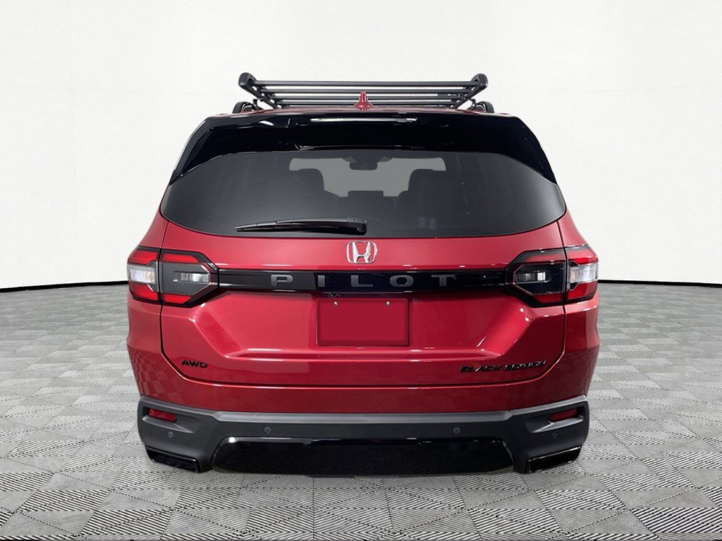 New 2026 Honda Pilot Black Edition image 5