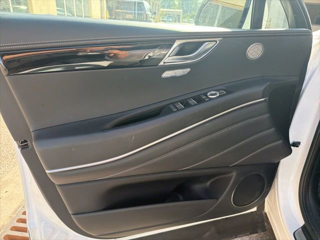 Used 2025 Genesis GV80 2.5T Standard image 9